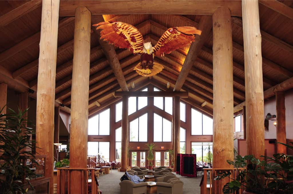 Tsa-Kwa-Luten Lodge, ein Hotel der First Nations