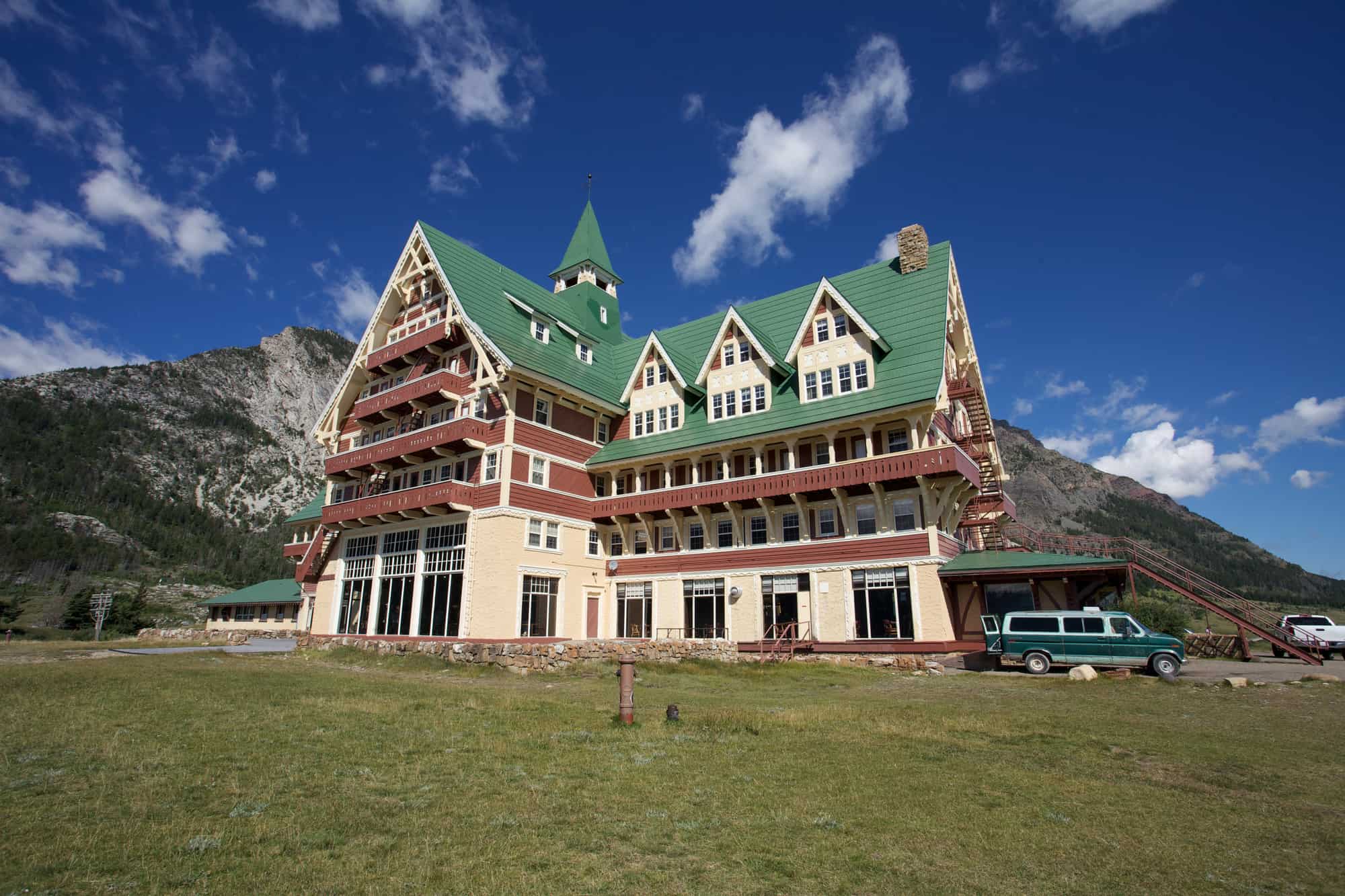 Prince of Wales Hotel am Ufer des Waterton Lakes