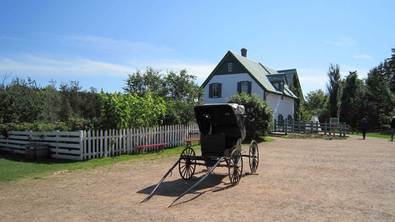 Schwarze Kutsche vor dem grünen Bauernhaus »Green Gables«, im Avonlea Village, Prince Edward Island