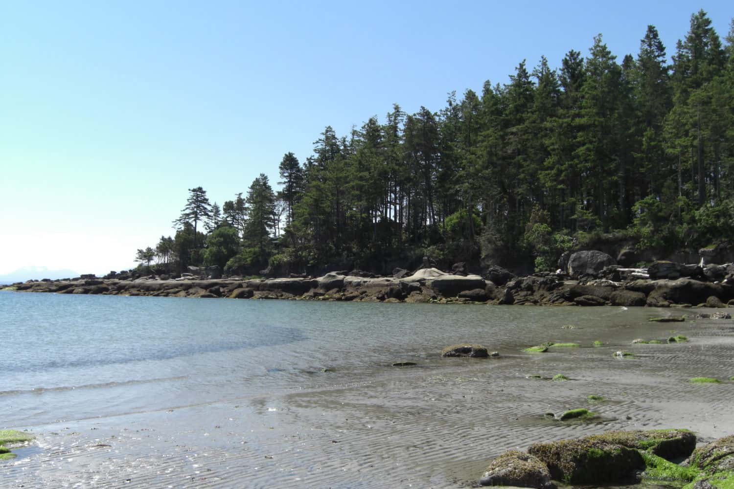 Tribune beach in Hornby Island in British Columbia (BC), Kanada.
