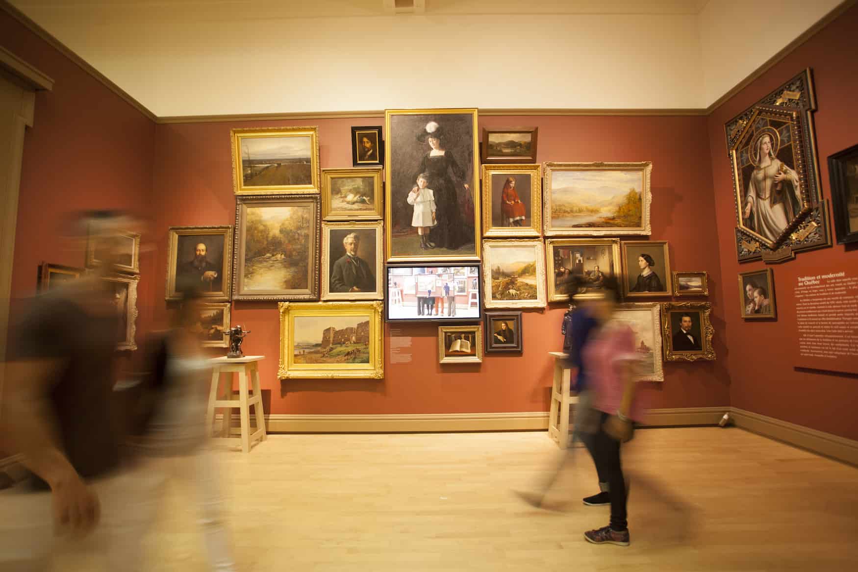 Besucher im Musée national des beaux-arts du Québec