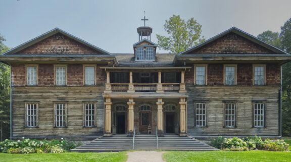 Verlassene Siedlung Val-Jalbert in Québec.
