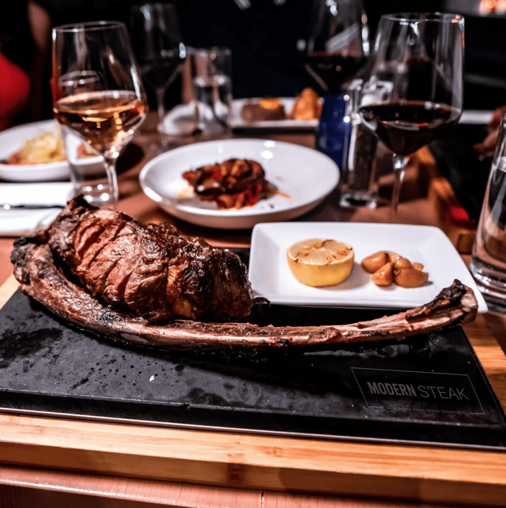 Restaurant Modern Steak in Calgary