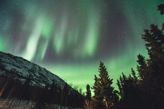 Nordlichter im Yukon in Kanada.