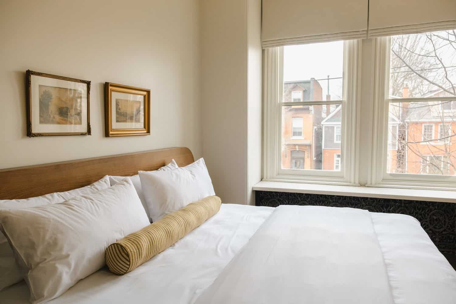 Hotelzimmer im The Belvedere Hotel in Kingston in Ontario.